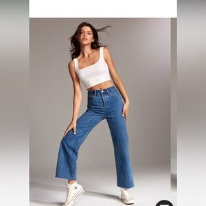 Denim Forum
The Farrah Wide Leg Aritzia Size 25